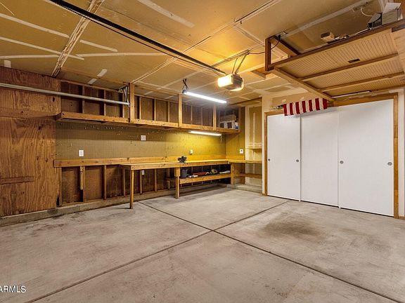 5th image of 3532 W CHICAGO Street