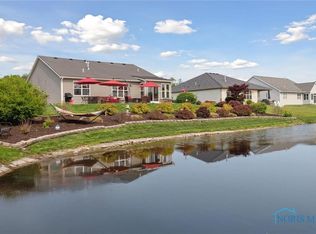 10 Hidden Village Ln, Holland, OH 43528