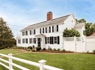 11 Water St, Duxbury, MA 02332