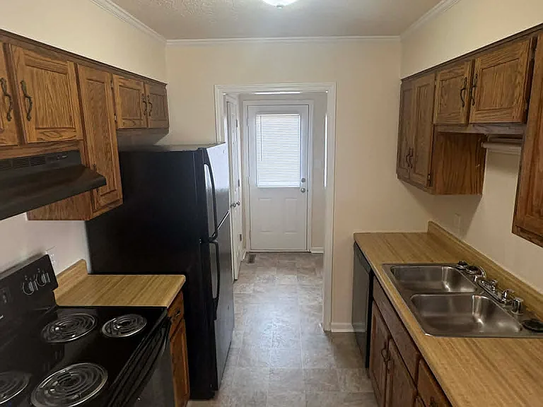 1768 Patrick Way #B — Photo 18