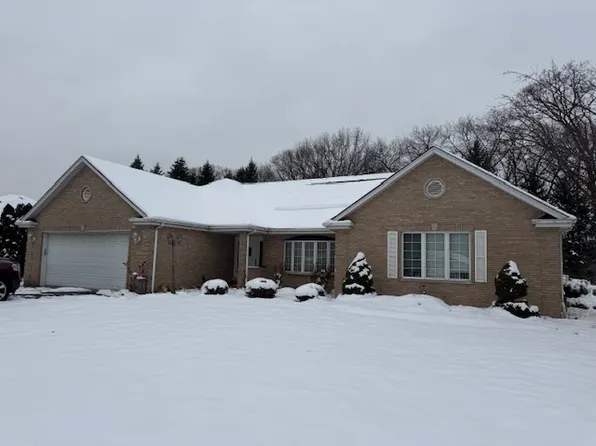 (undisclosed Address), Lansing, IL 60438