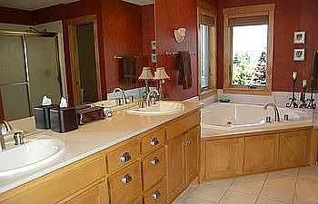4th image of 3416 Crestmoor Dr