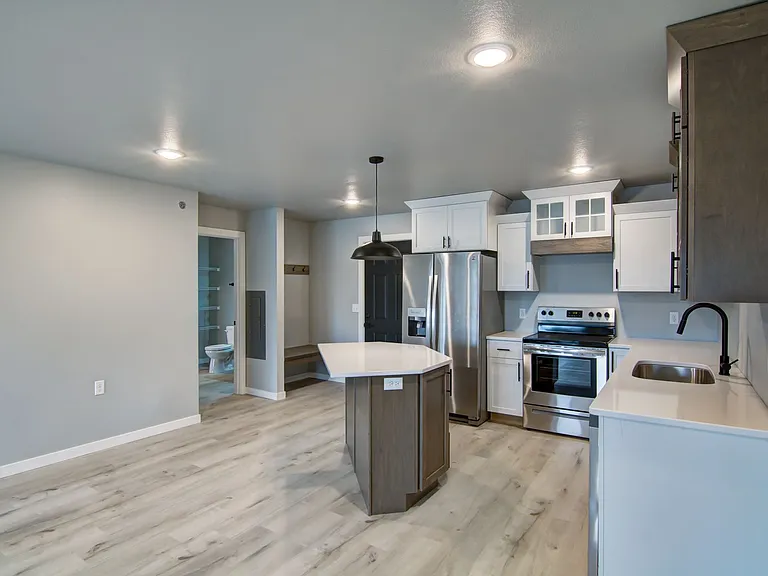 299 Fairfax St — Photo 3