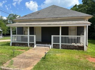 16 Cascade Ave, Griffin, GA 30223
