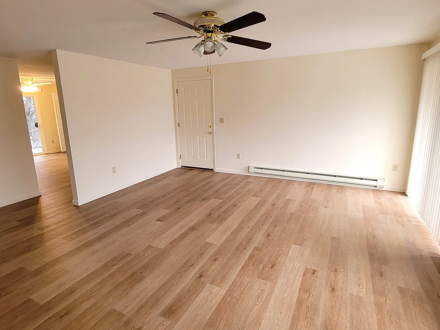 3 bed, 1068 sqft, $1,450 — Photo 3