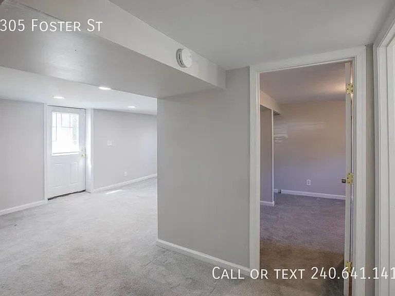 6305 Foster St #B — Photo 7