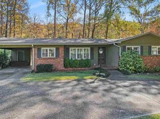 1905 Canyon Rd, Vestavia Hills, AL 35216