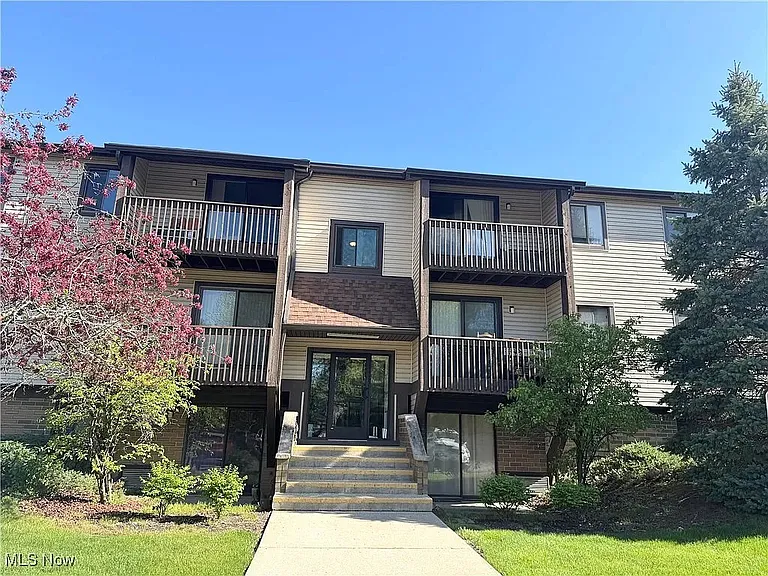 27441 Westown Blvd #1811 — Photo 1