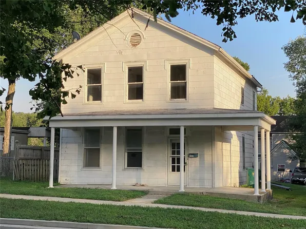 1408 Georgia St, Louisiana, MO 63353