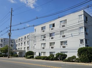 333 Grand Ave APT 1K, Palisades Park, NJ 07650