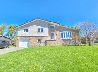 18 Westvale Dr, Bracebridge, ON P1L1B5