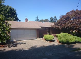 4908 SW Niesz Ct, Seattle, WA 98116