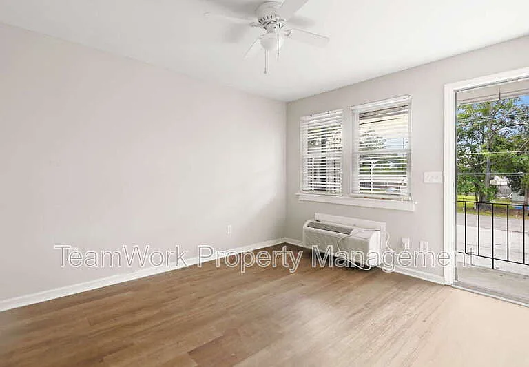 2107 Rondo St #205 — Photo 2