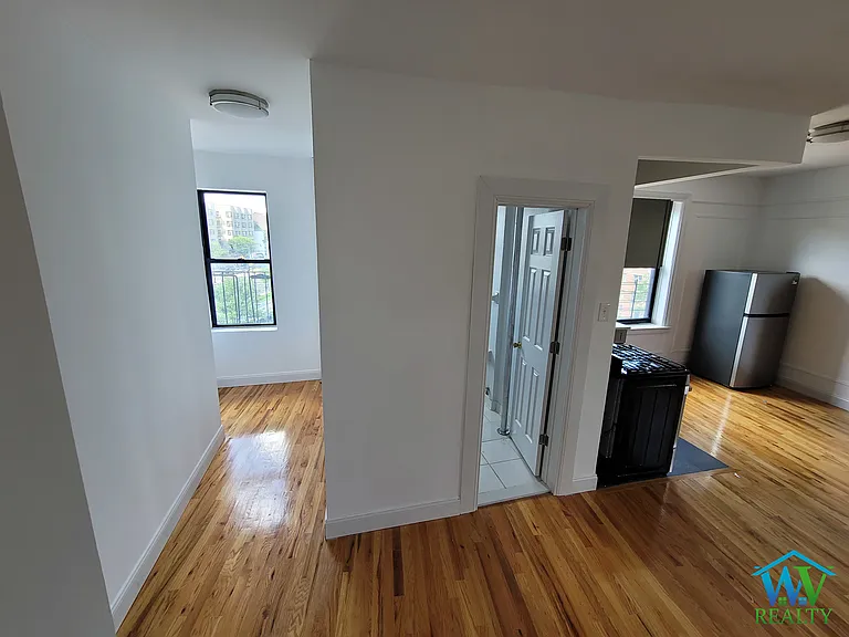 2080-2090 Grand Concourse #47B — Photo 10
