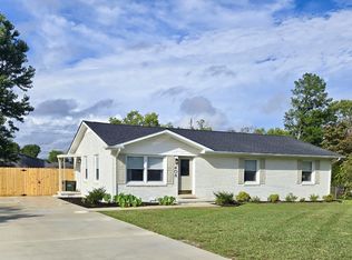 408 Hoffman St, Lawrenceburg, TN 38464