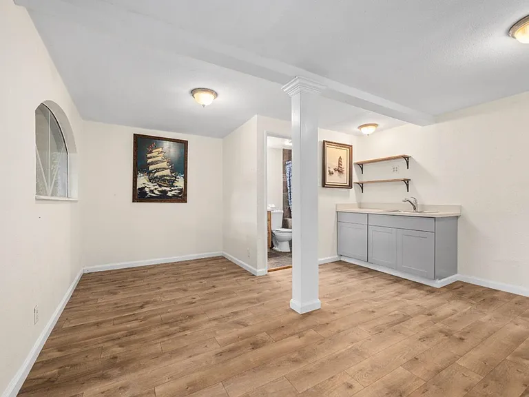10229 Redwood Dr — Photo 9