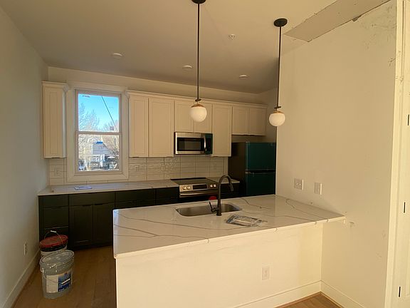 3rd image of 3308 E Marshall St #7