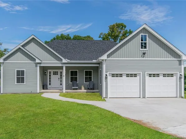 27 Salmon Run (lot 51), East Hampton, CT 06424