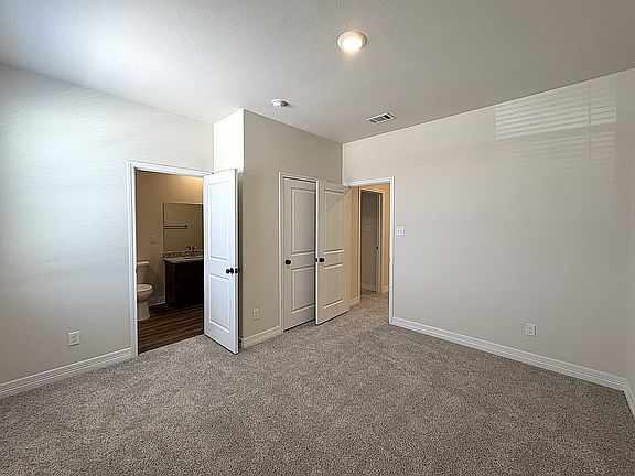3rd image of 1154 Lindsey Dr #B