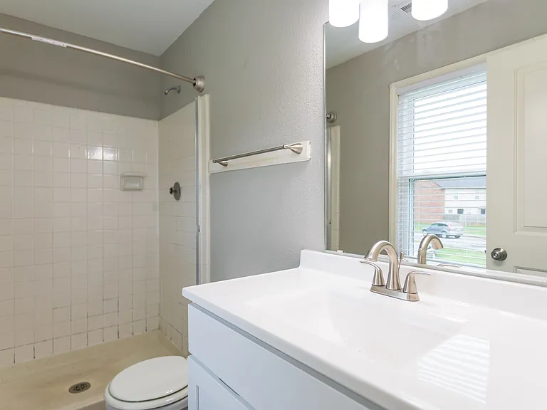 Carriage House — Photo 8