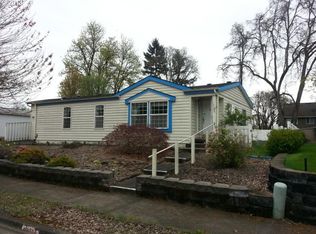 19324 Spring Valley Dr, Oregon City, OR 97045