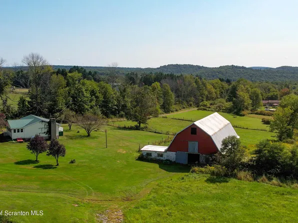 313 Creamery Rear Rd, Jermyn, PA 18433