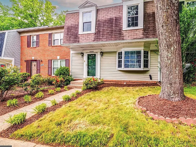 10885 Oak Green Ct — Photo 4