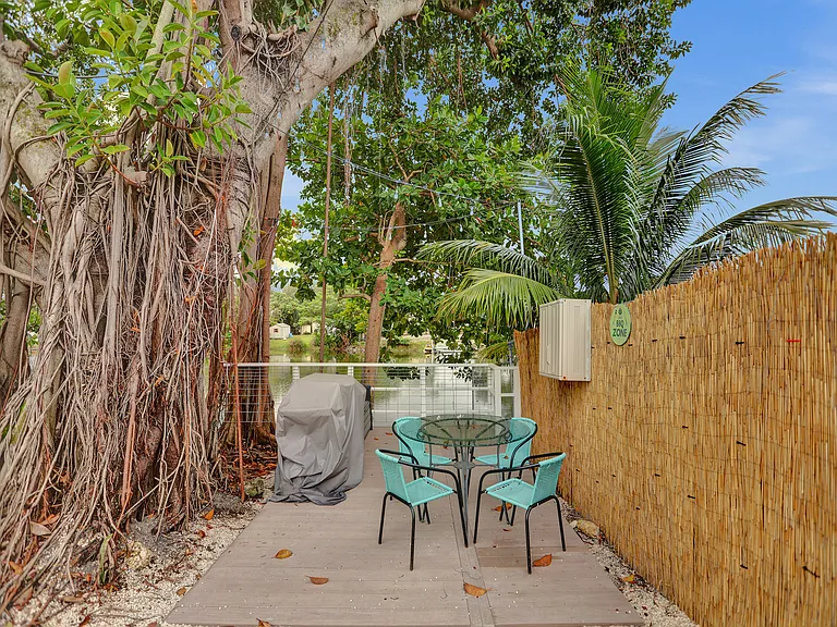 4030 SW 33rd St — Photo 34