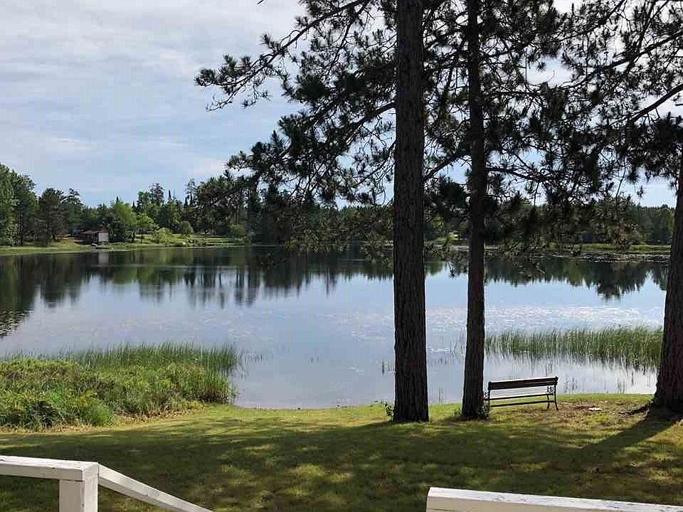 1st image of 9 Blue Lake Dr