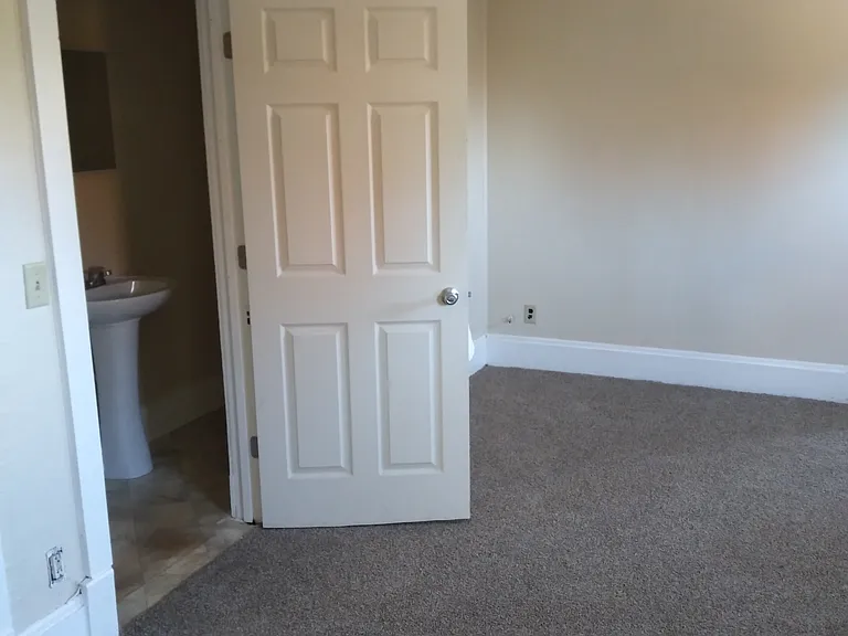 434 Dorr St #2 — Photo 5