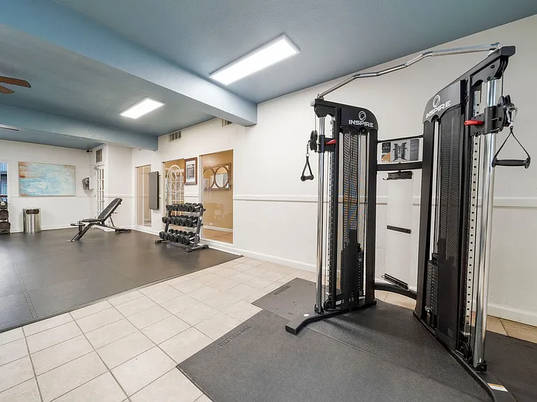 Deerfield Estates - First Months Rent FREE *Select Units Only* — Photo 57