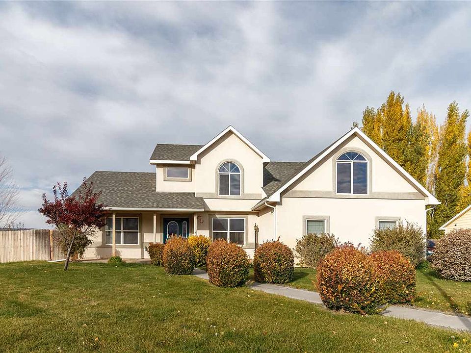 1st image of 2853 1/2 Vista Mar Dr