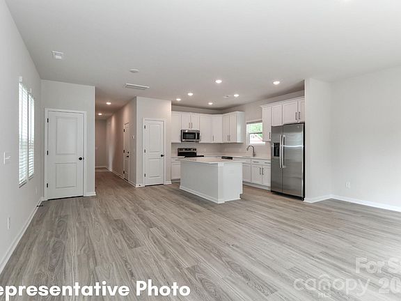 5th image of 223 Institute St