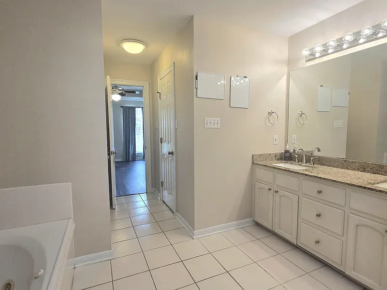 17656 Chasefield Ave — Photo 18