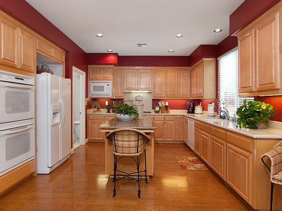 2nd image of 4763 Woodrose Cir
