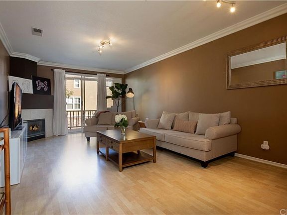 3rd image of 36 Cupertino Cir
