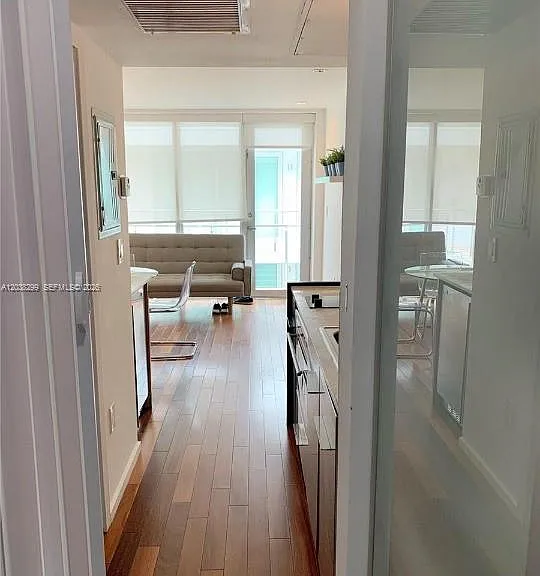 1601 West Ave #212 — Photo 8