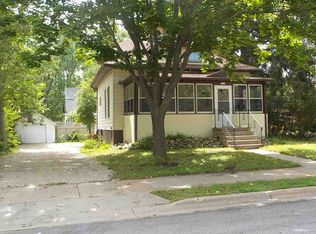 1716 Strongs Ave, Stevens Point, WI 54481