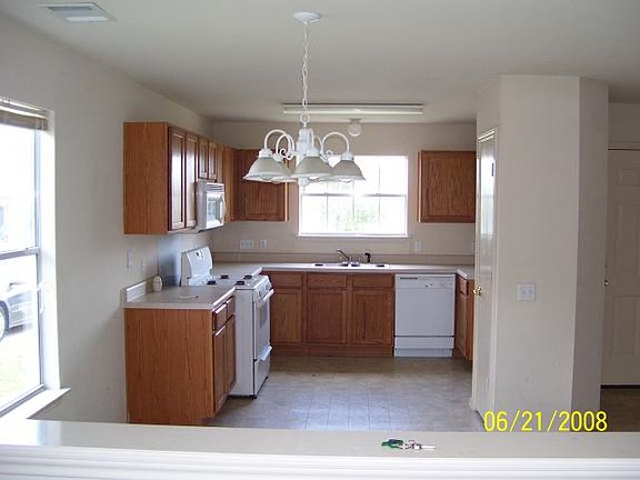 5th image of 18305 Great Valley Dr