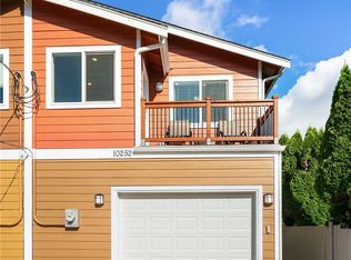 10252 17th Ave SW, Seattle, WA 98146