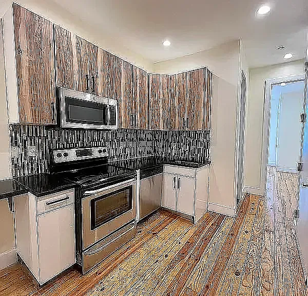 570 Evergreen Ave #2A — Photo 1