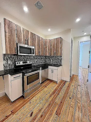 570 Evergreen Ave #2A Photo 1