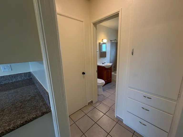 11614 Bellflower Blvd — Photo 17