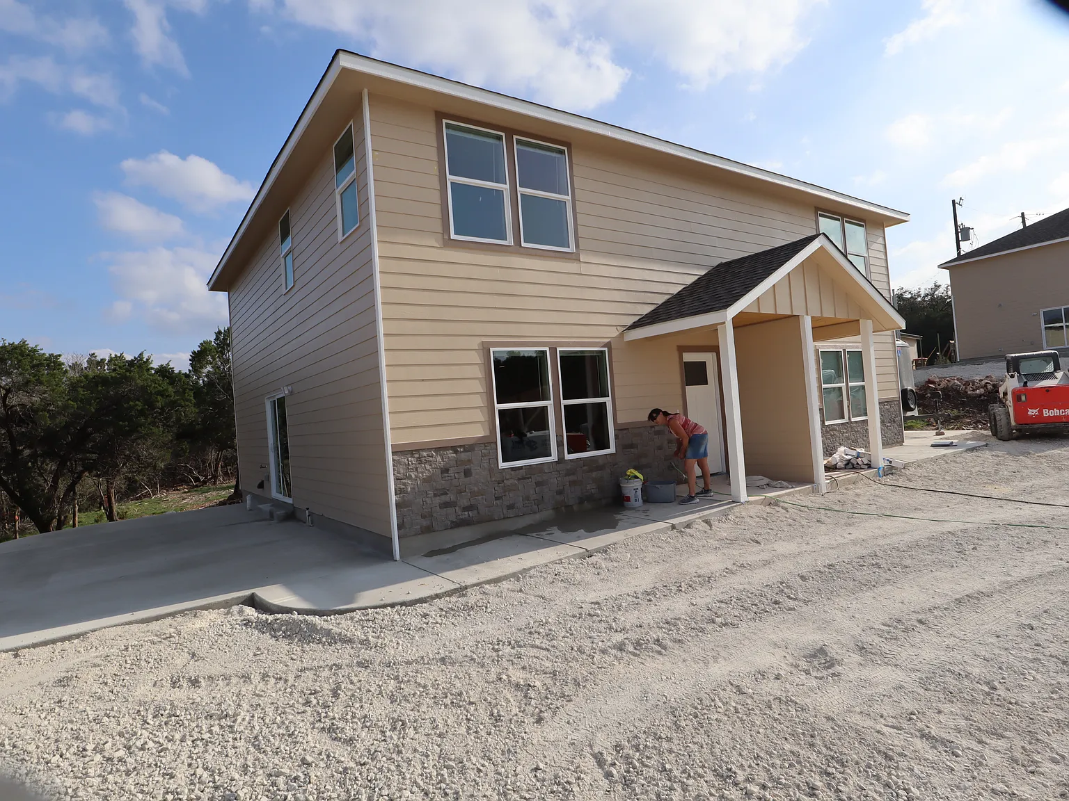 1008 Makayla Dr — Photo 2