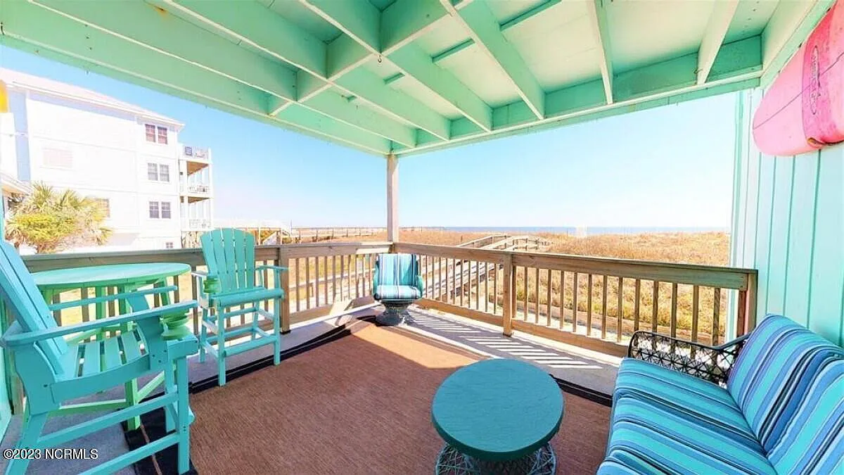 2 bed, 2.0 bath, $1,700 — Photo 1