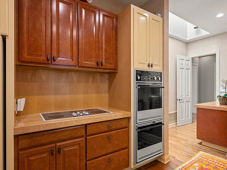 7612 Hillside Dr — Photo 20