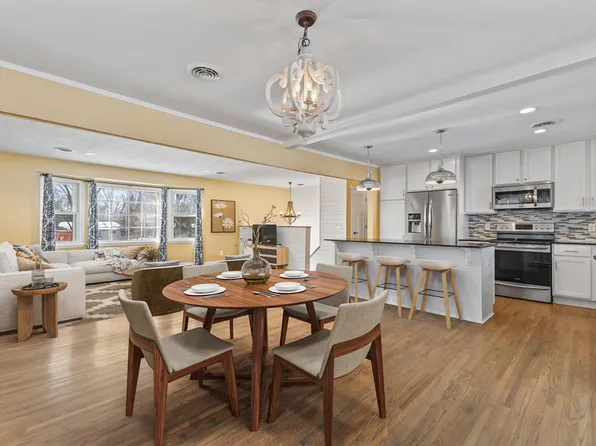 1021 Fremont St, Anoka, MN 55303