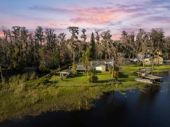 19230 Lake Allen Rd, Lutz, FL 33558