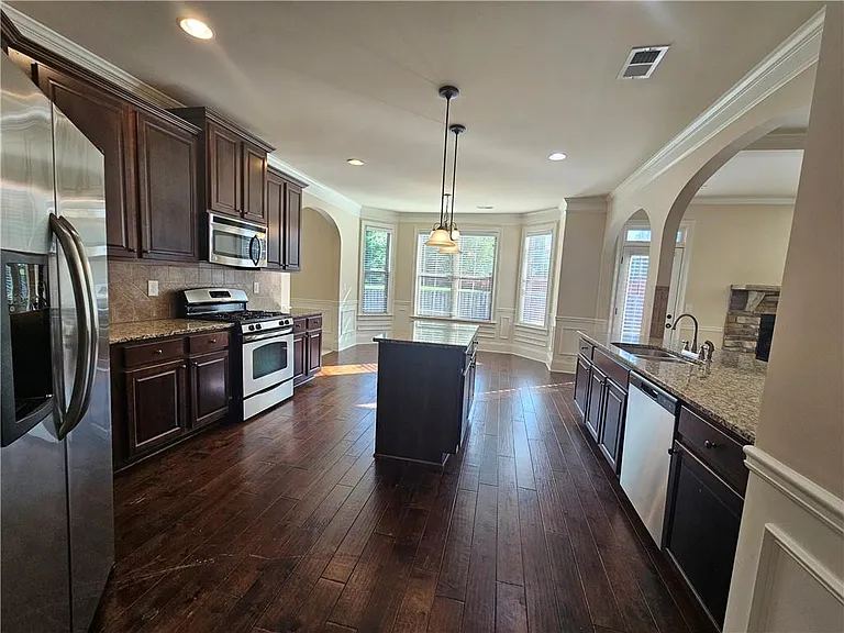 1550 Horseshoe Creek Ln — Photo 12
