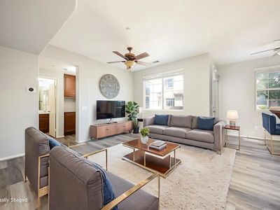 44984 Hawthorn St #208, Temecula, CA, 92592